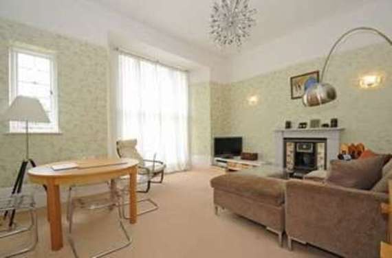 3 bedroom Flat to re...